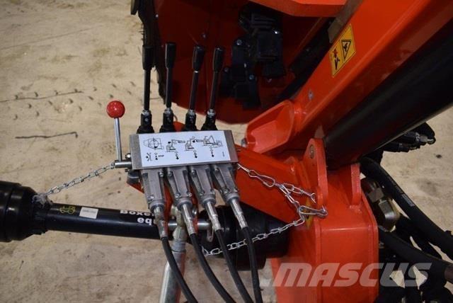  - - -  boxer Compact tractor attachments