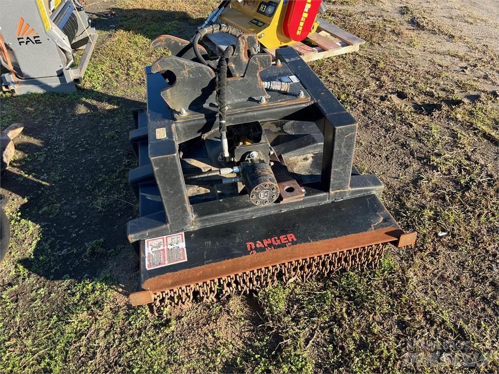  4200 Feller bunchers