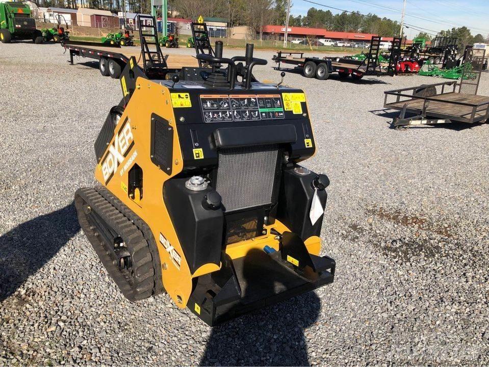Boxer 700HDX Mini loaders