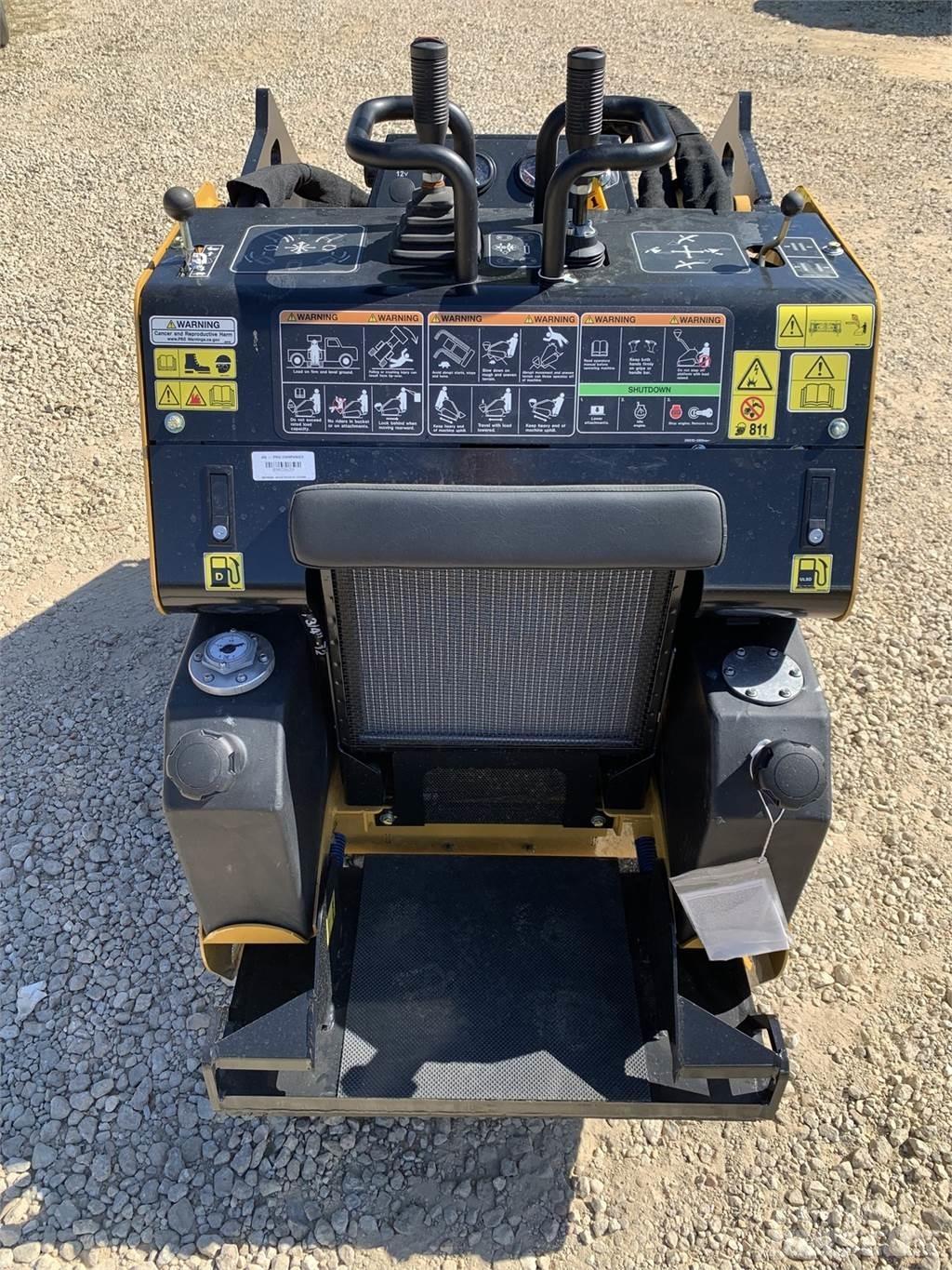 Boxer 700HDX Mini loaders