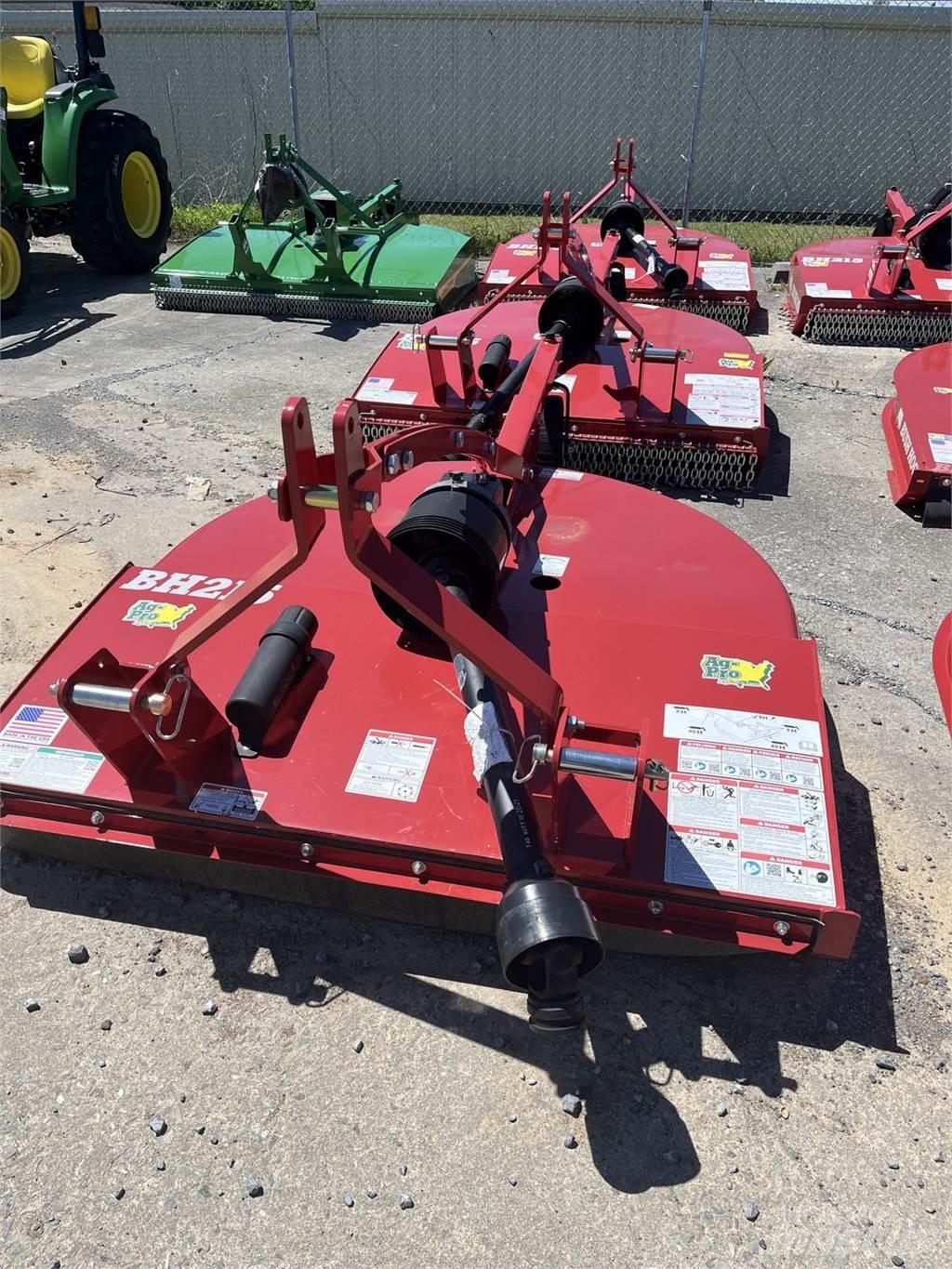 Bush Hog BH215 Bale shredders, cutters and unrollers