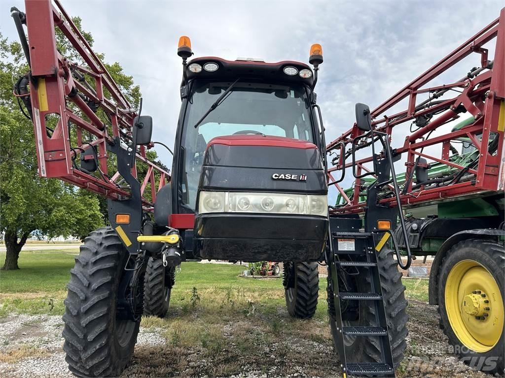 Case IH 3240 Trailed sprayers