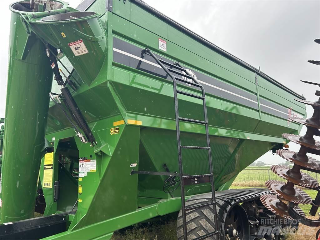 J&M 1312 Grain / Silage Trailers