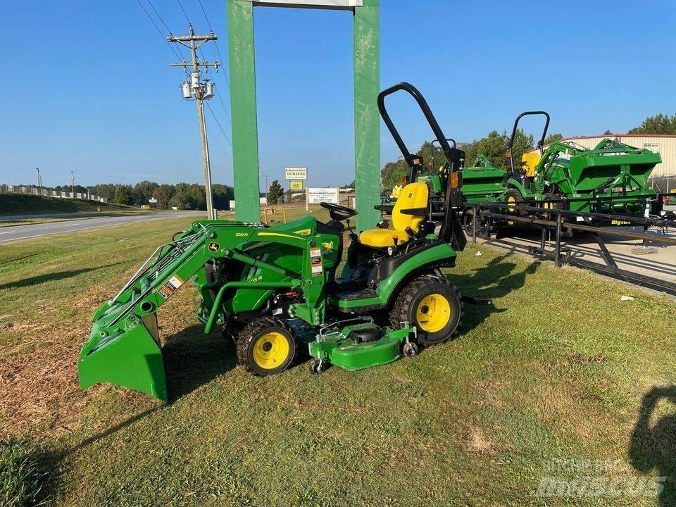 John Deere 1025R Compact tractors