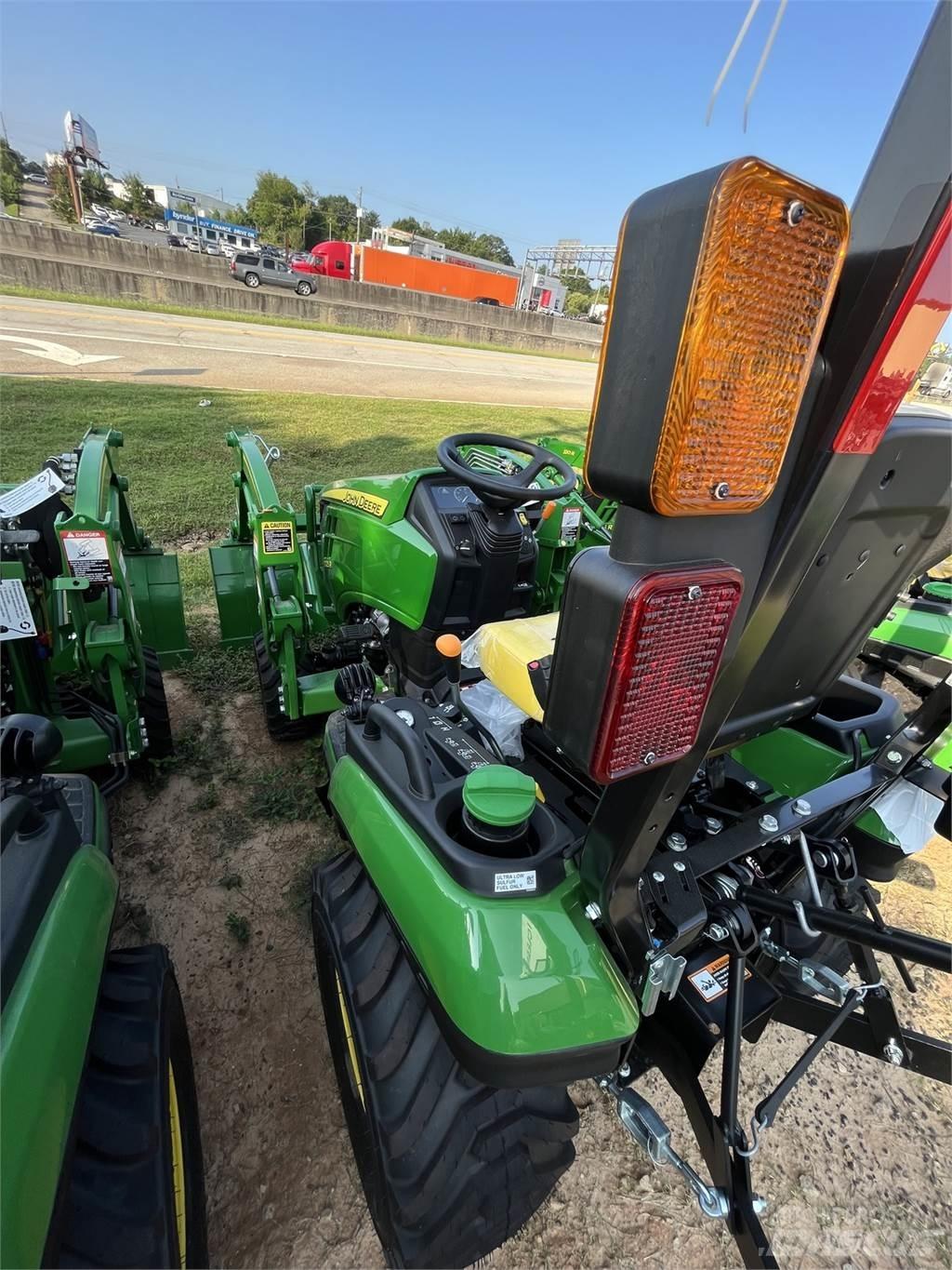 John Deere 1025R Compact tractors