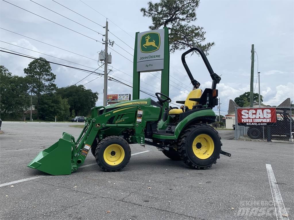 John Deere 2025R Compact tractors