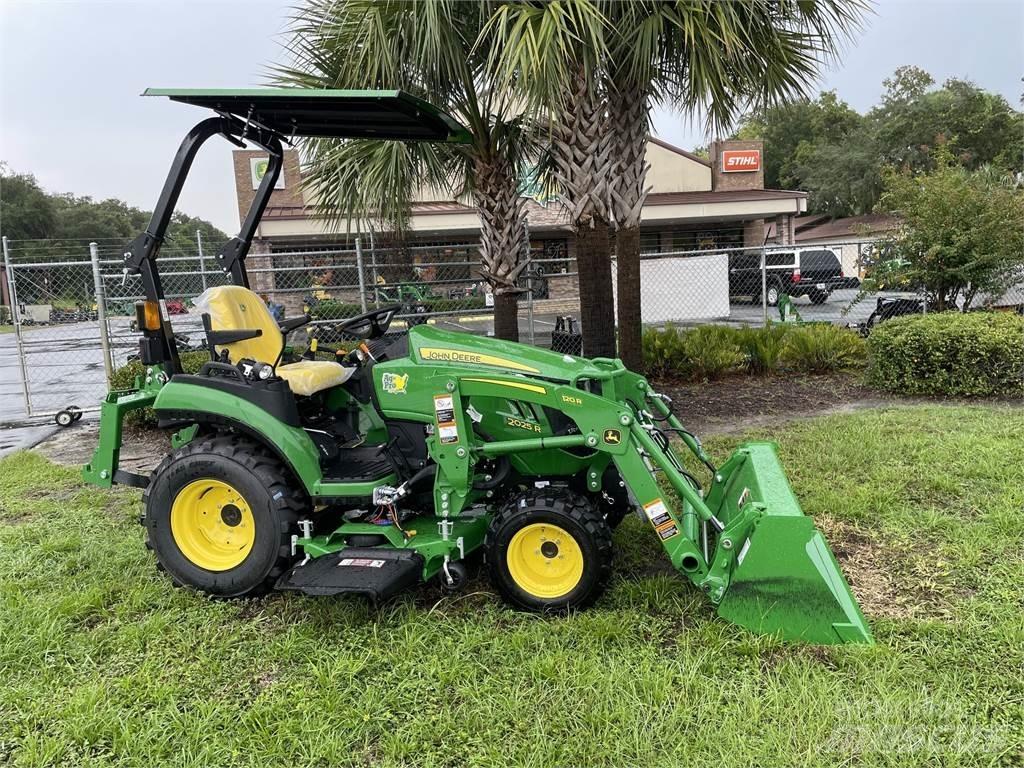 John Deere 2025R Compact tractors