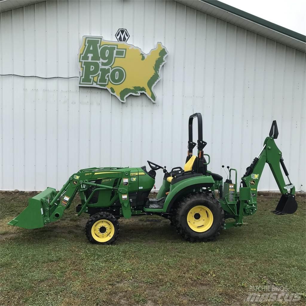 John Deere 2032R Compact tractors