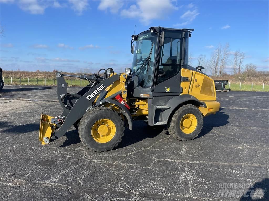 John Deere 244L Mini loaders