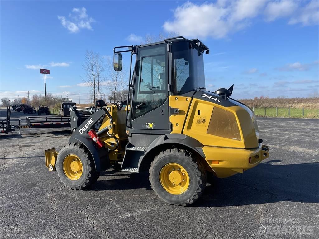 John Deere 244L Mini loaders
