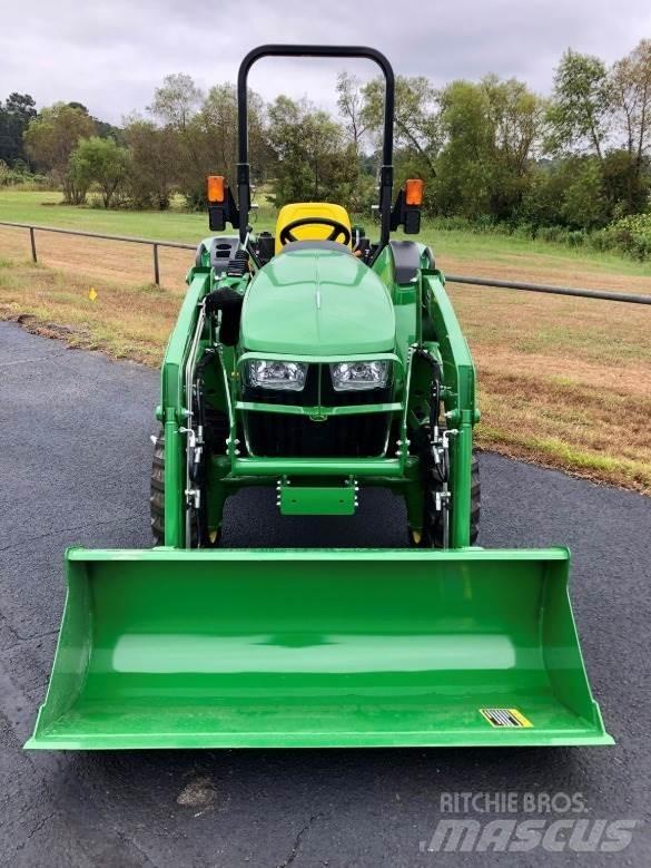 John Deere 3025D Compact tractors