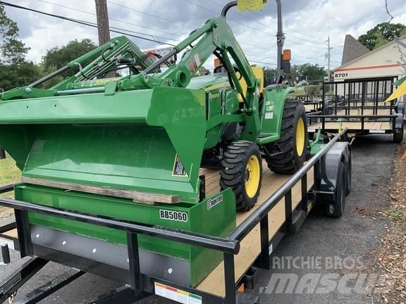 John Deere 3025E Compact tractors