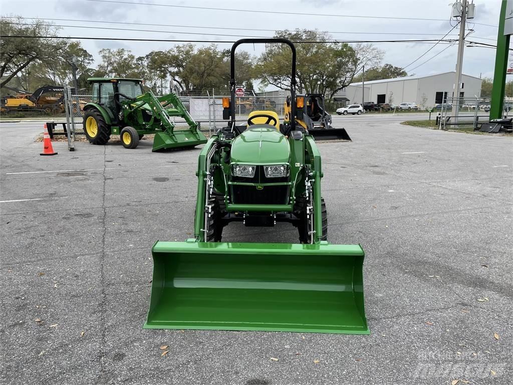 John Deere 3032E Compact tractors