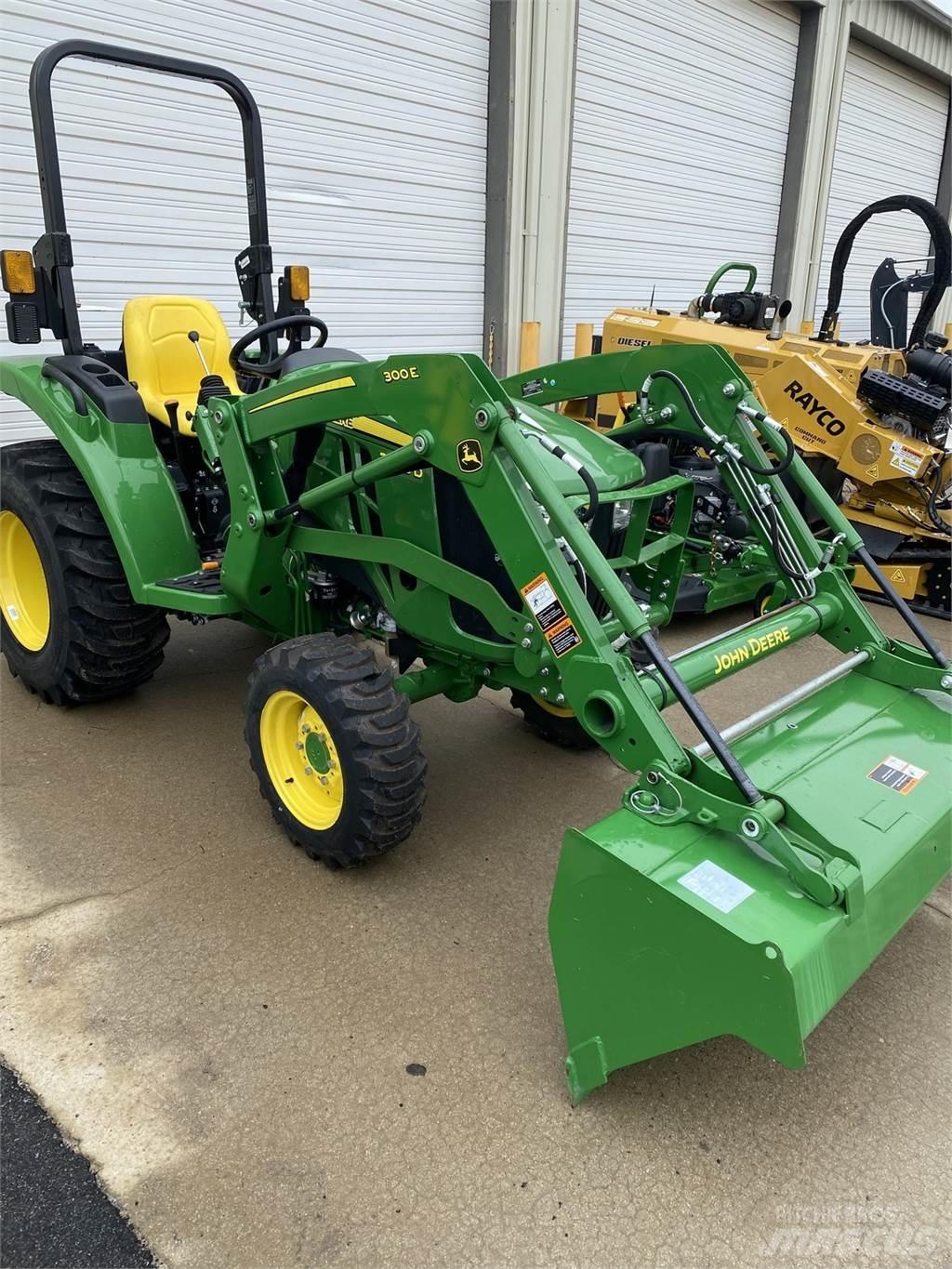 John Deere 3035D Farm machinery