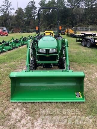 John Deere 3038E Compact tractors