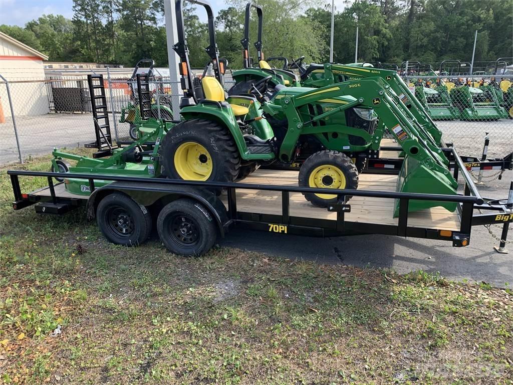 John Deere 3038E Compact tractors