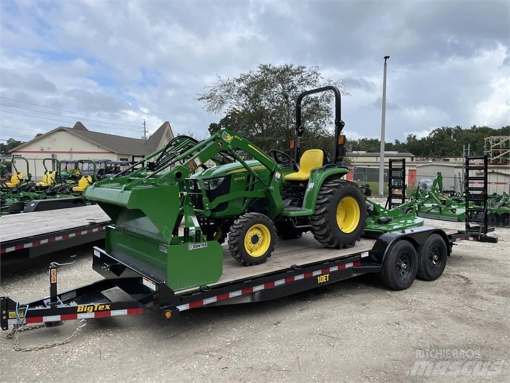 John Deere 3038E Compact tractors