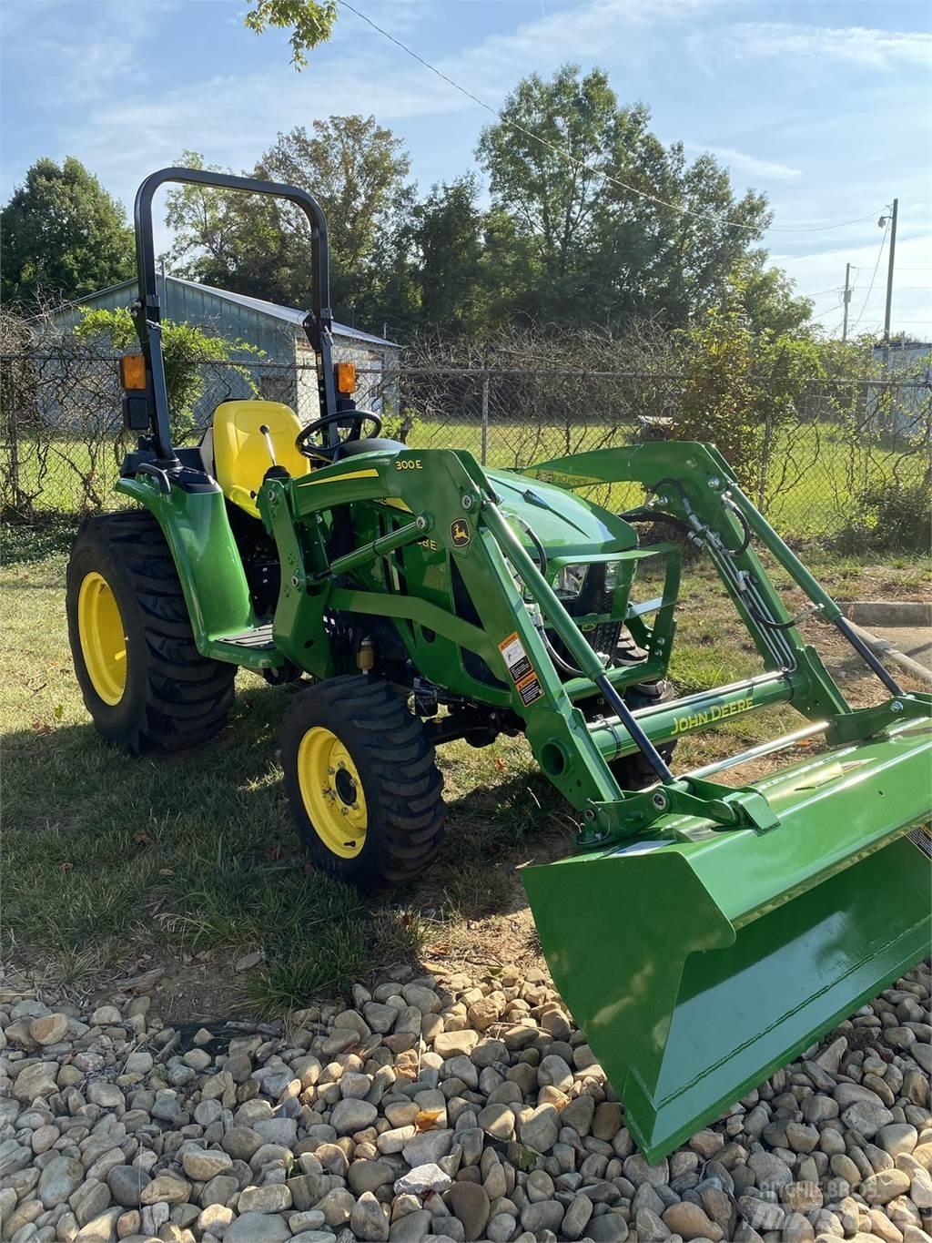 John Deere 3038E Compact tractors