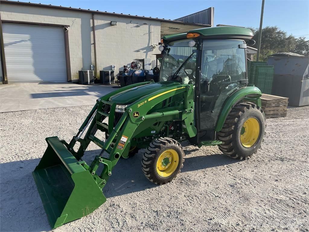 John Deere 3039R Compact tractors