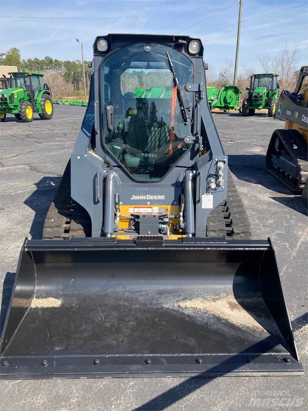 John Deere 317G Mini loaders