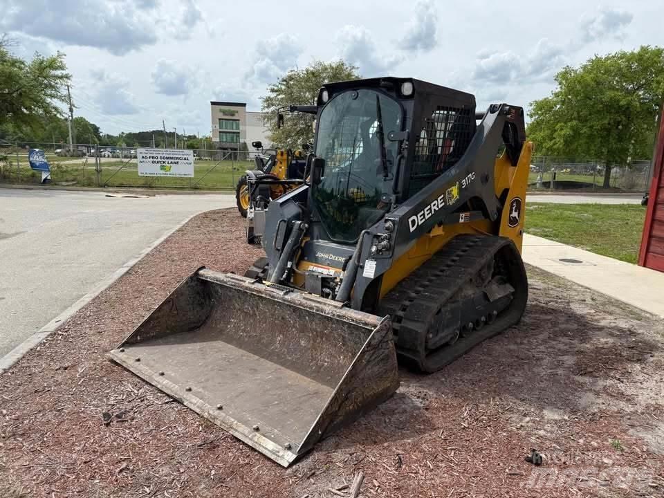 John Deere 317G Mini loaders