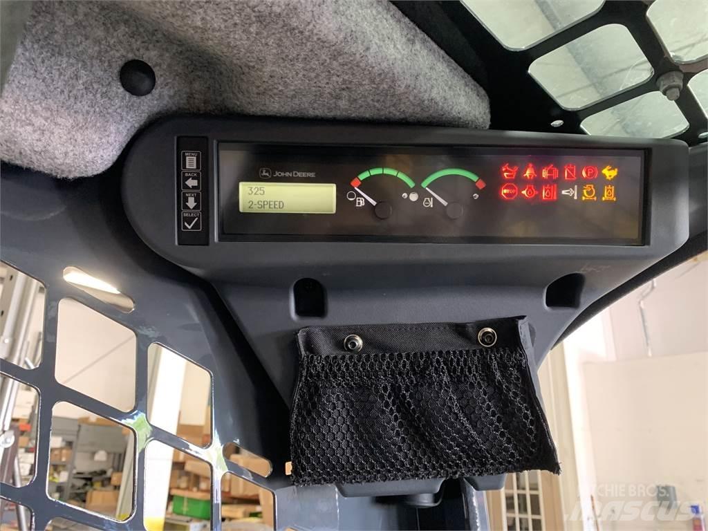 John Deere 325G Mini loaders
