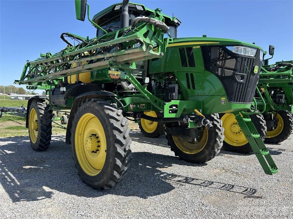 John Deere 408R Trailed sprayers