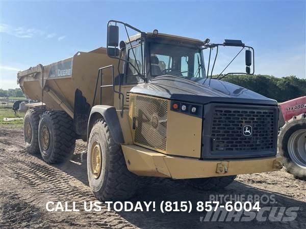 John Deere 460E Articulated Haulers