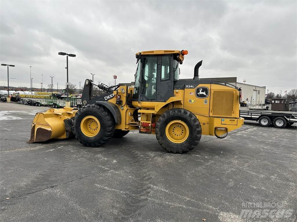 John Deere 524L Wheel loaders