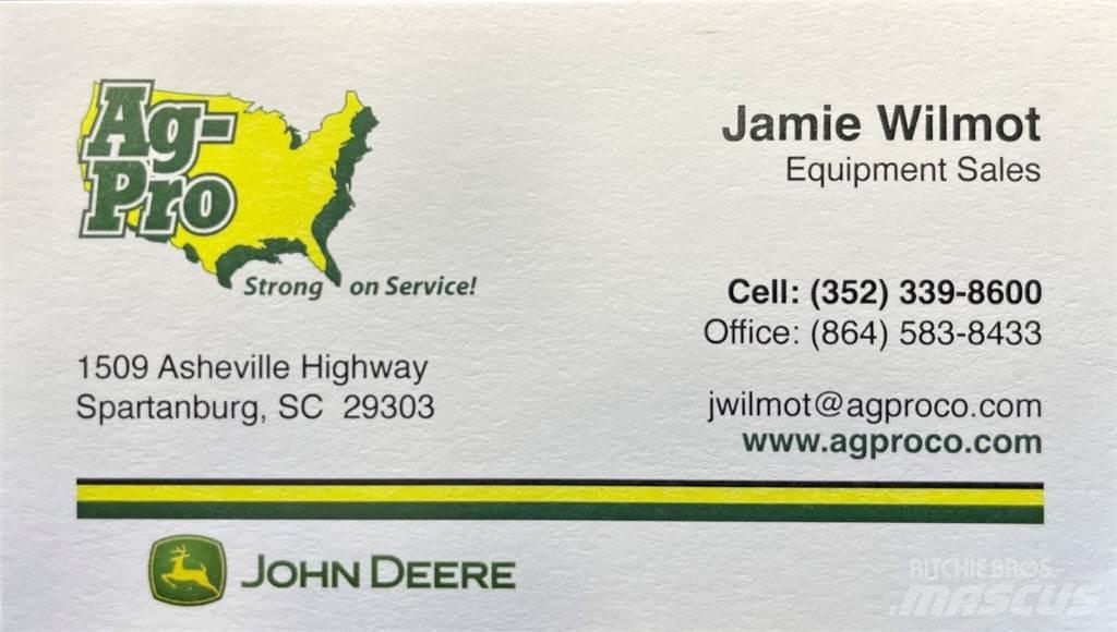 John Deere 560E Utility machines