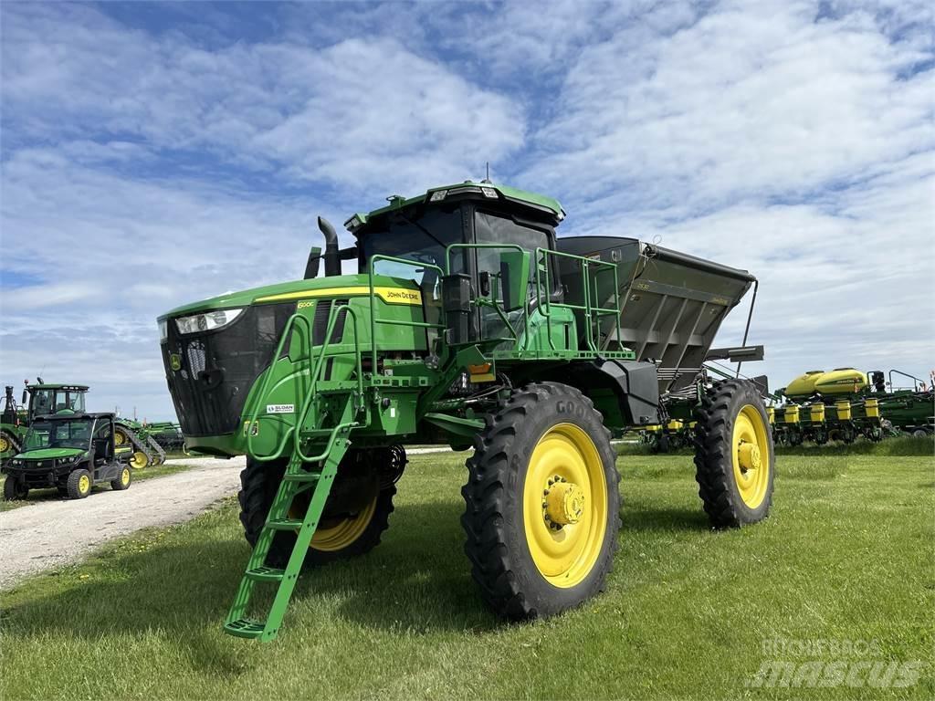 John Deere 600R Trailed sprayers