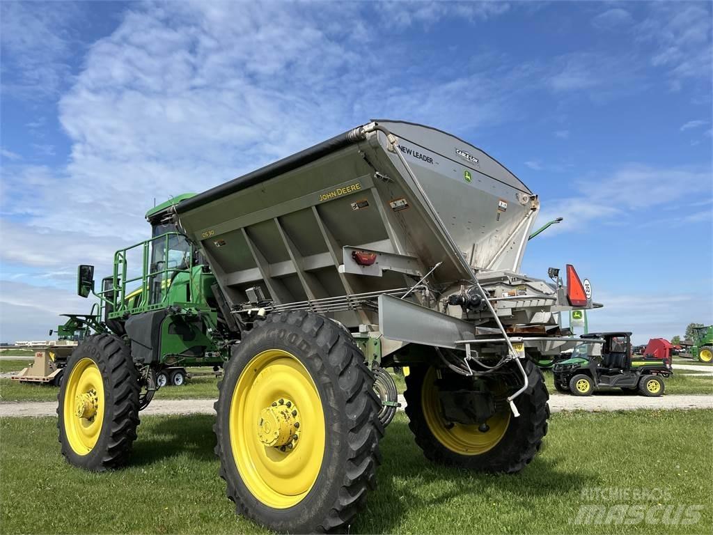 John Deere 600R Trailed sprayers