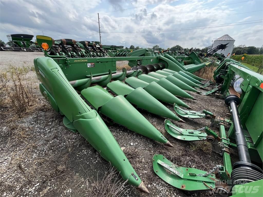 John Deere 608C Combine harvester accessories