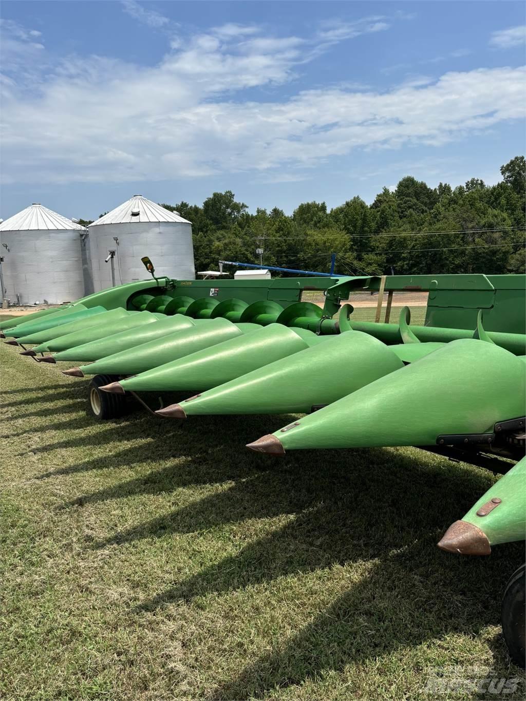 John Deere 612C Combine harvester accessories