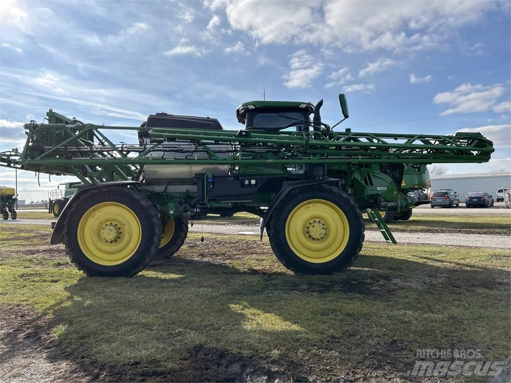 John Deere 612R Trailed sprayers