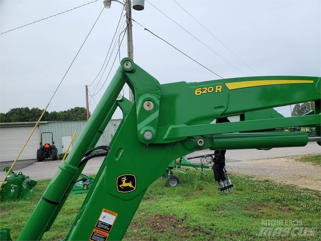 John Deere 620R Tractors