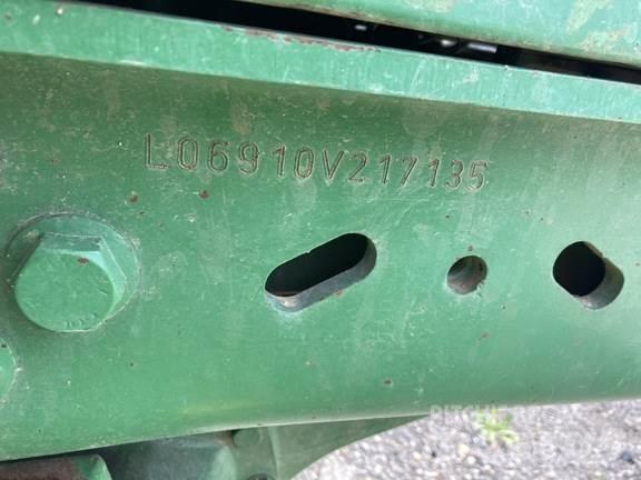 John Deere 6910 Tractors