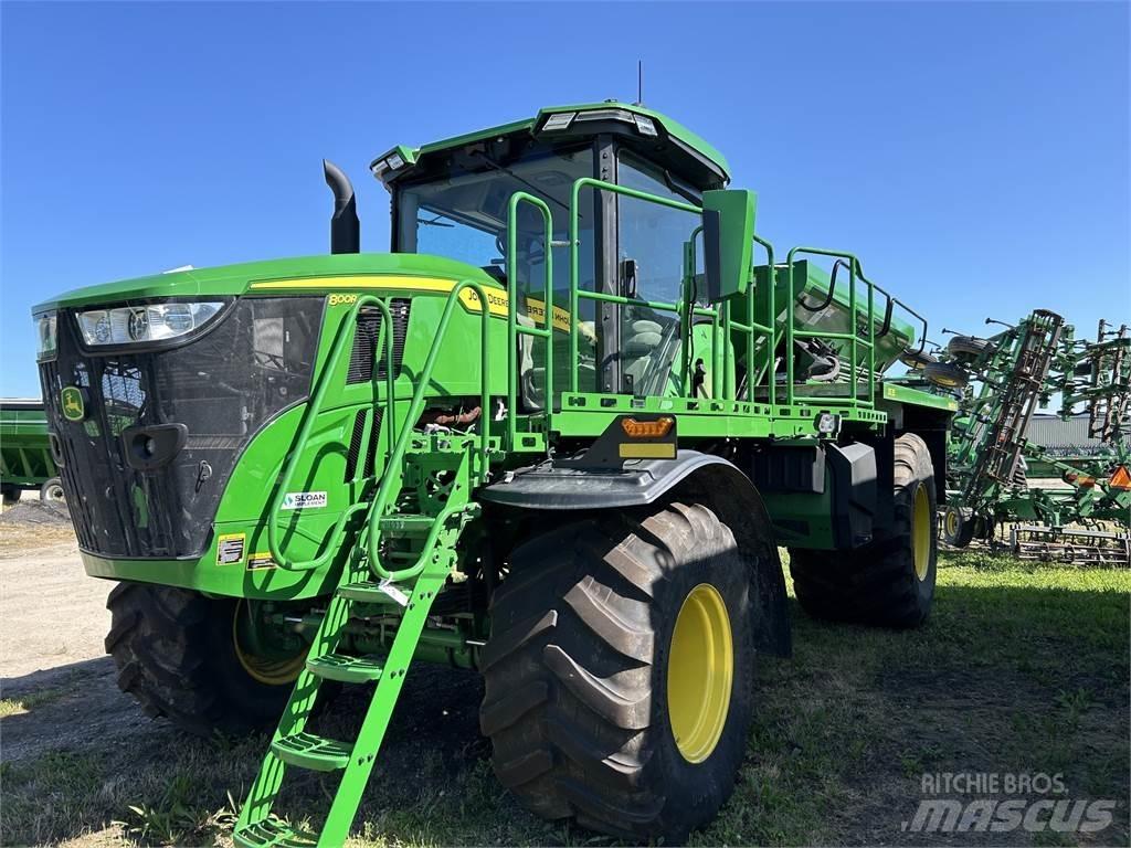 John Deere 800R Trailed sprayers
