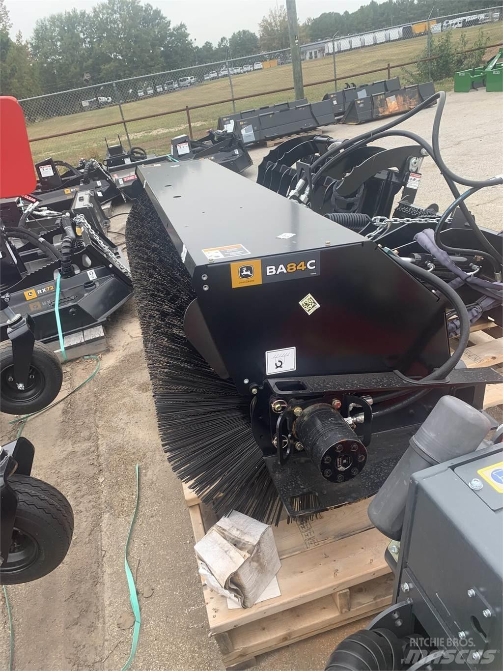 John Deere BA84C Other