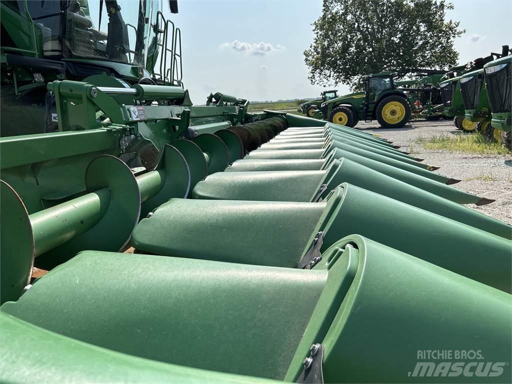John Deere C12F Combine harvester accessories