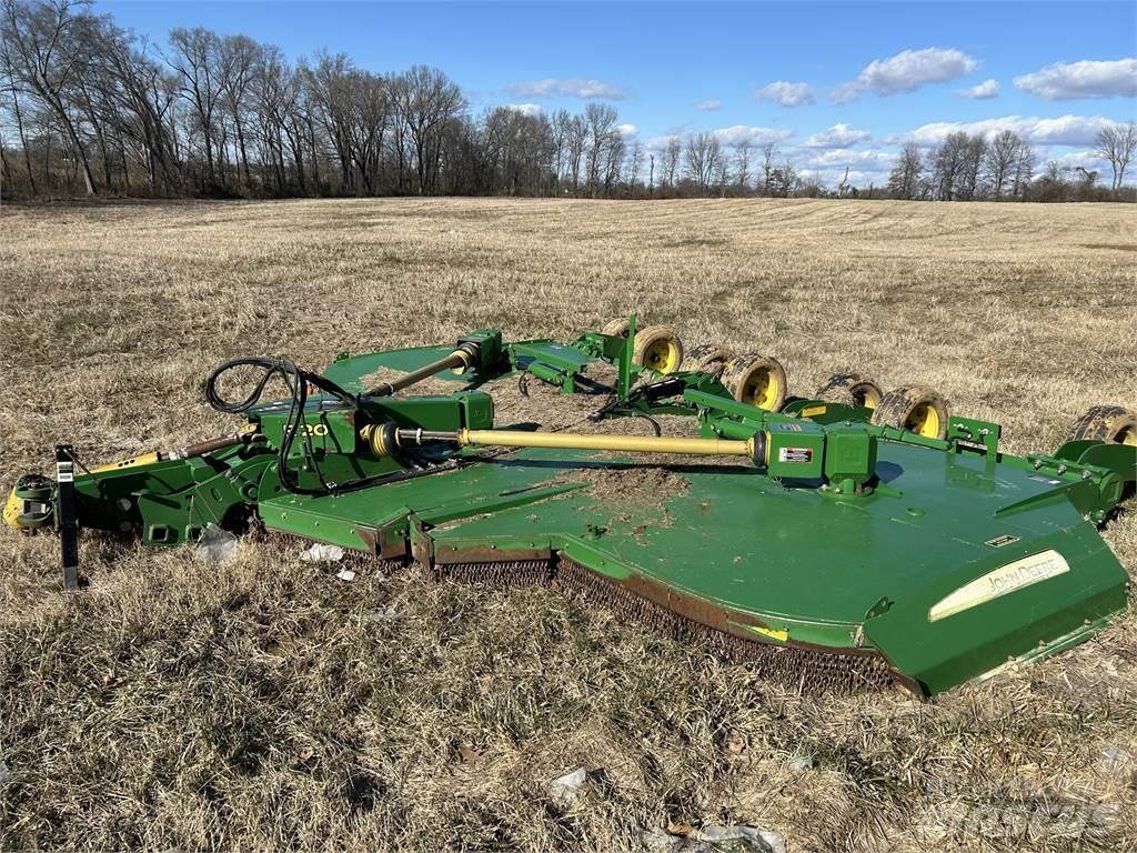 John Deere R20 Bale shredders, cutters and unrollers
