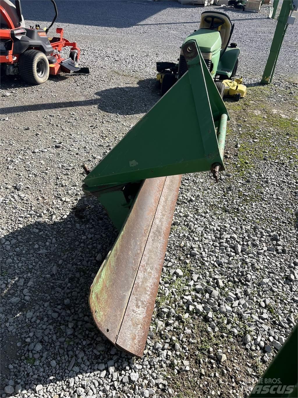 John Deere RB60 Snow blades and plows