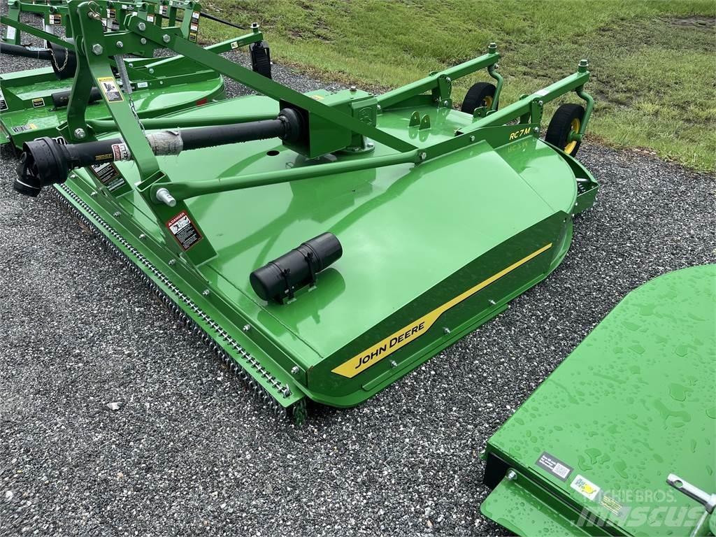 John Deere RC7M Bale shredders, cutters and unrollers