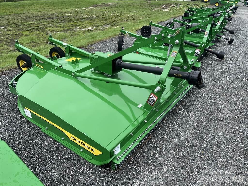 John Deere RC7M Bale shredders, cutters and unrollers