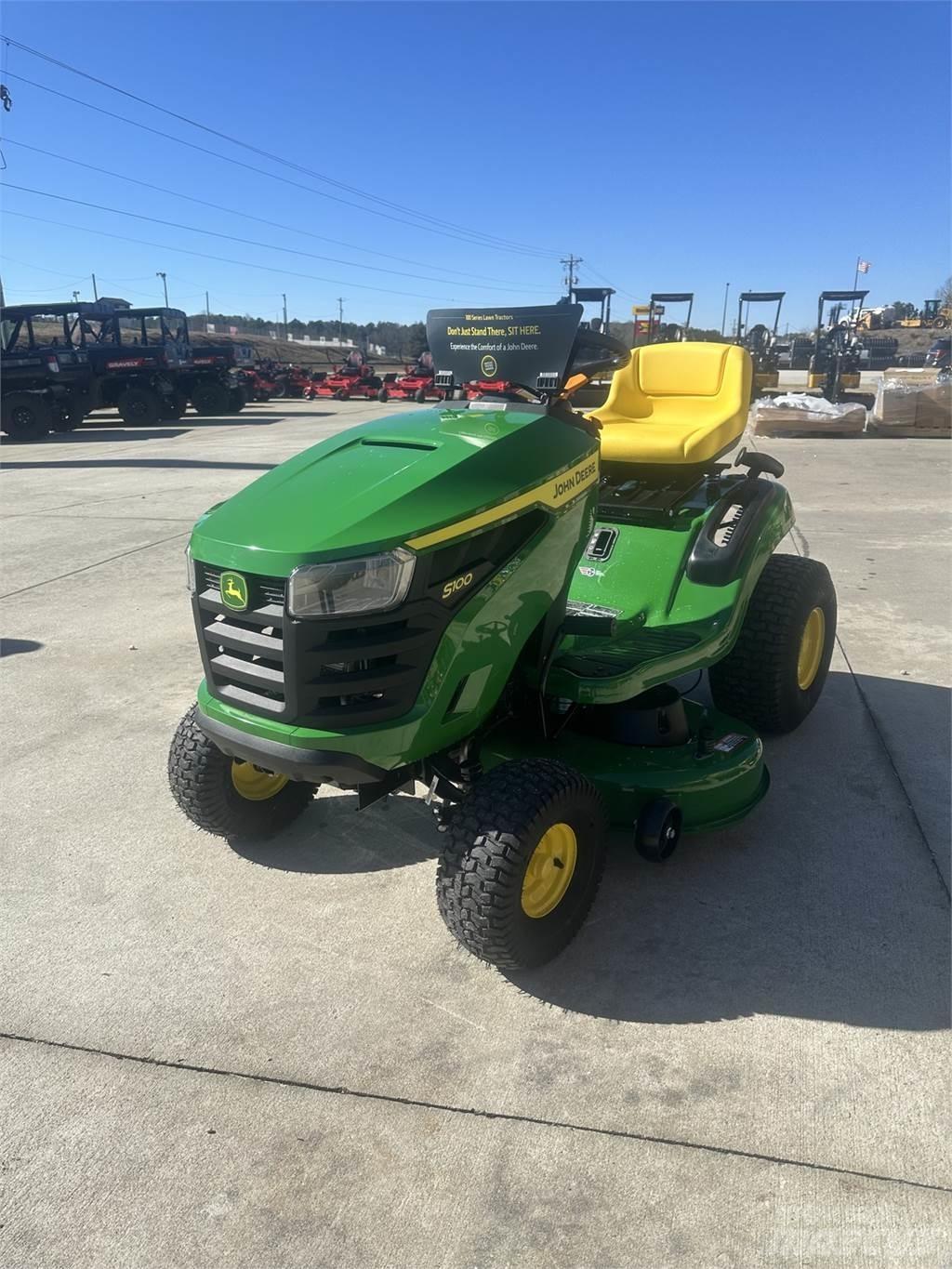 John Deere S100 Riding mowers