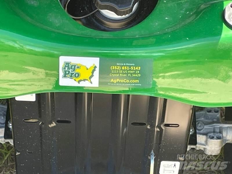 John Deere S100 Riding mowers