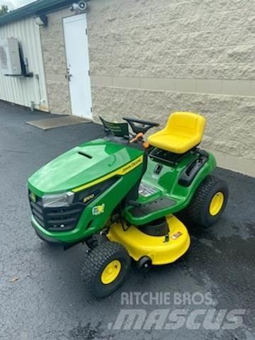 John Deere S100 Riding mowers
