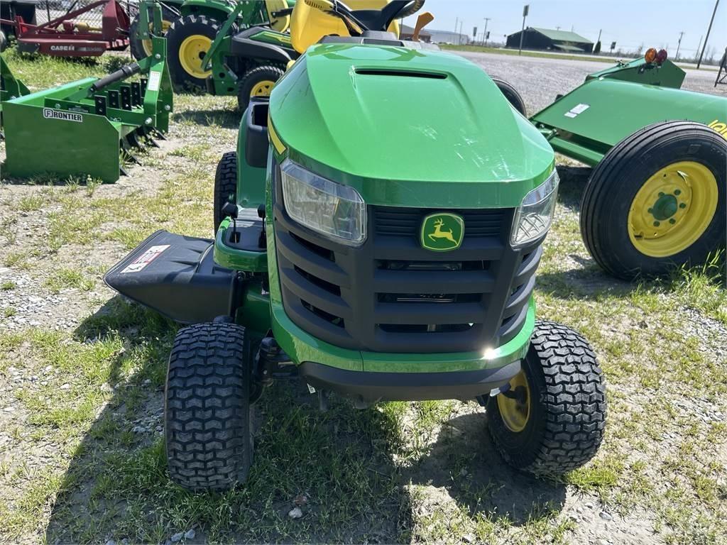 John Deere S110 Compact tractors