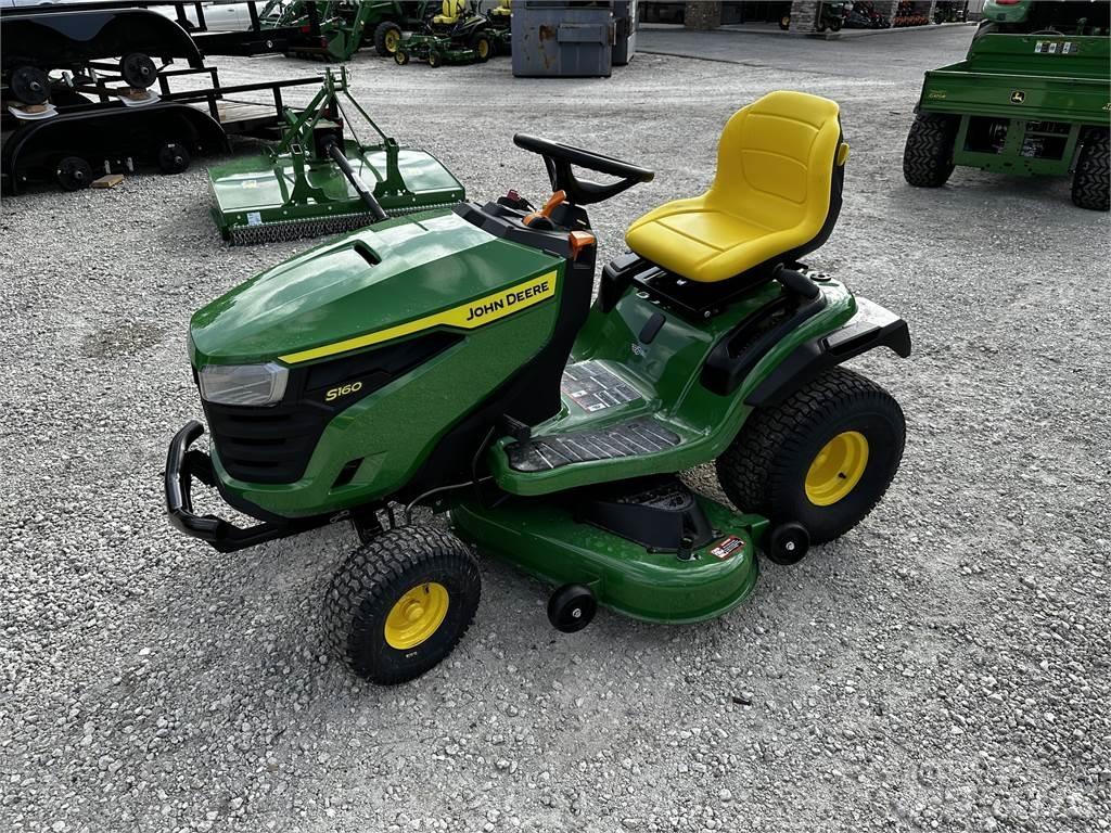 John Deere S160 Compact tractors