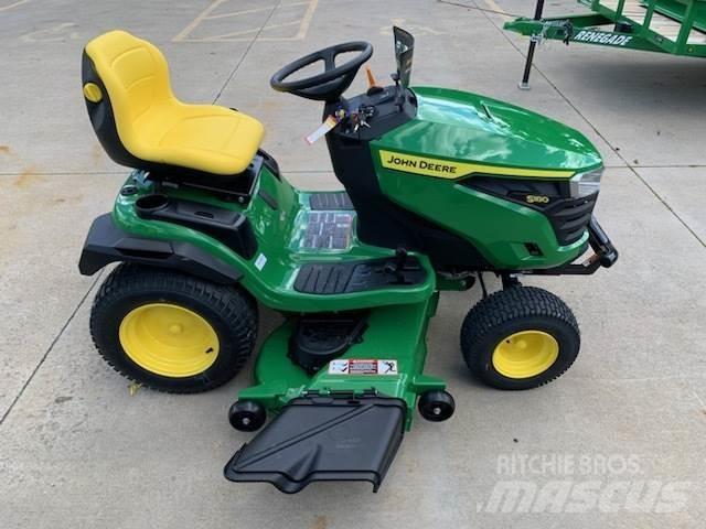 John Deere S180 Compact tractors